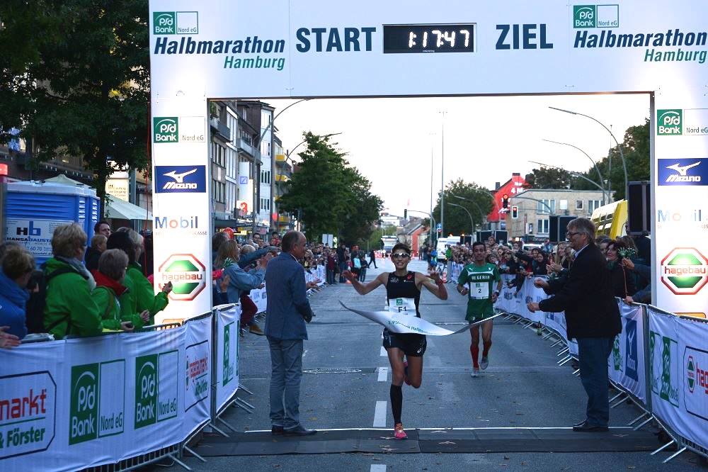 Andrea Diethers PSD Bank Halbmarathon 2015